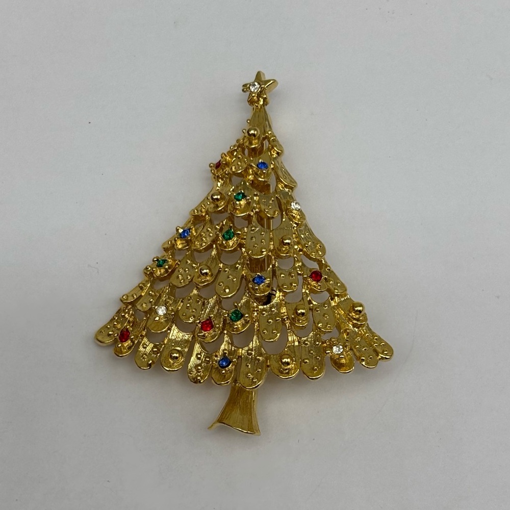 Mid century gold tone Christmas tree pin‎ brooch